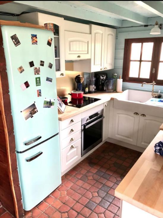 Holy Wood Villa Chuelles Luaran gambar
